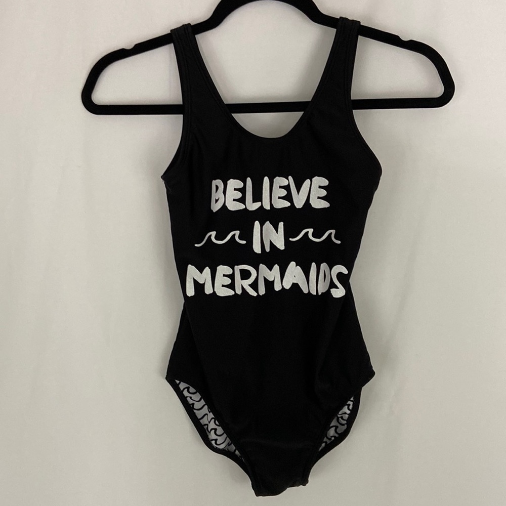 Art Class Black and White One-Piece Swimsuit Size L